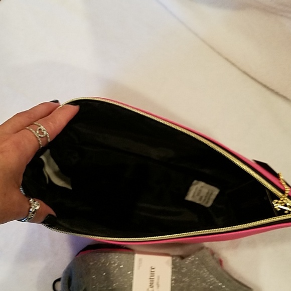 Beauty Bag and Sock Bundle - Picture 6 of 8